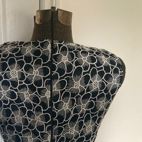 Flowing Black and White Floral Tea Dress, Warehouse - Picture 8 of 10